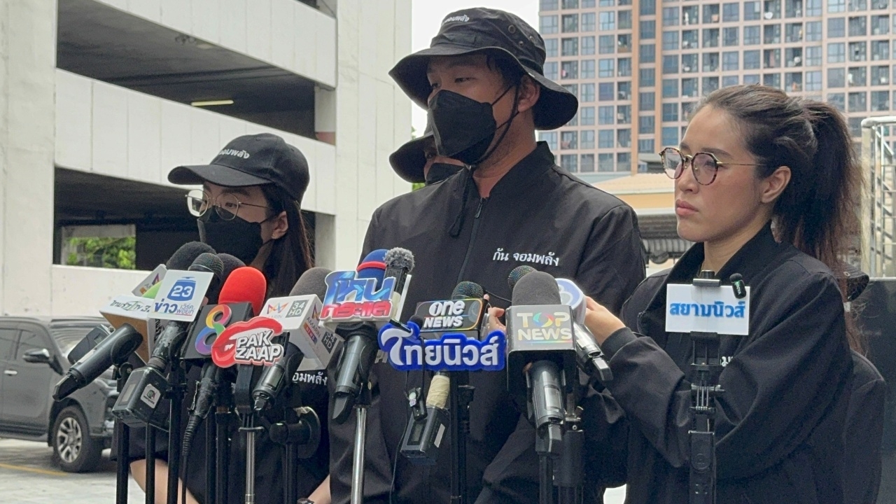 ครอบครัว "กระบะลุงป้า" กังวล คู่กรณีเป็นลูกนักการเมือง ขอ ตร. ให้ความเป็นธรรม