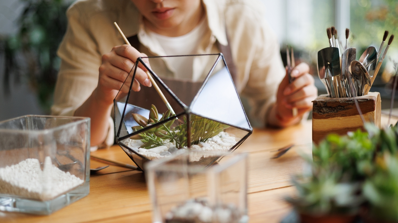 งานอดิเรกมาแรงของคนรุ่นใหม่ในปี 2025 ช่วยอัปสกิล เปลี่ยนเวลาว่างให้สร้างสรรค์ แถมต่อยอดได้จริง