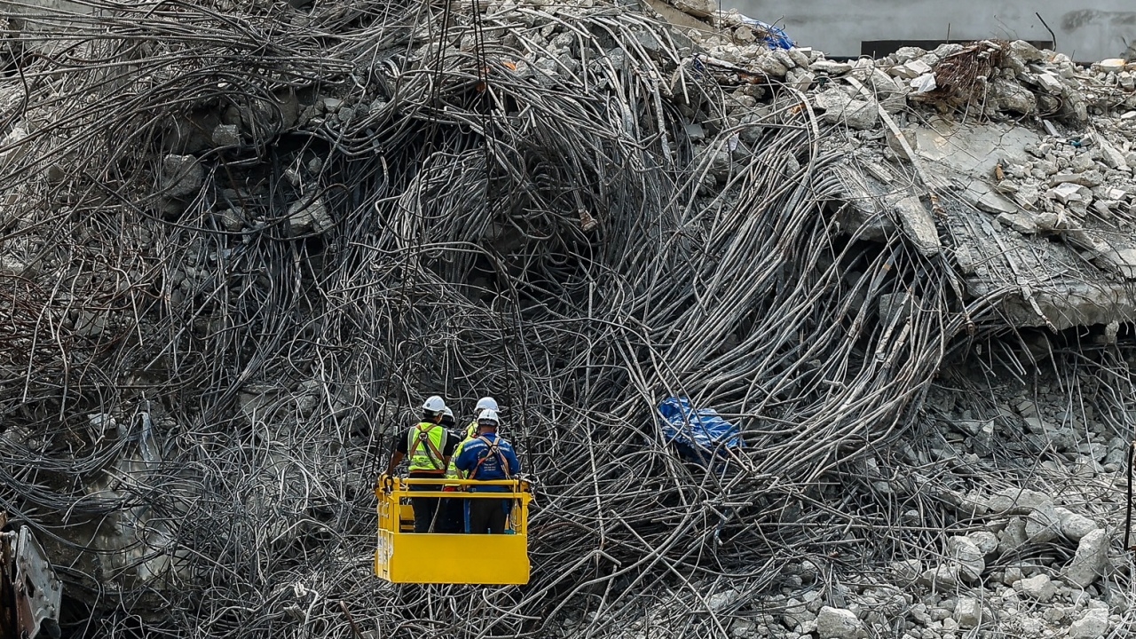 พบ 2 ร่างที่โซน C ใต้ซากตึก สตง. ถล่ม เหลือสูญหาย 50 ราย