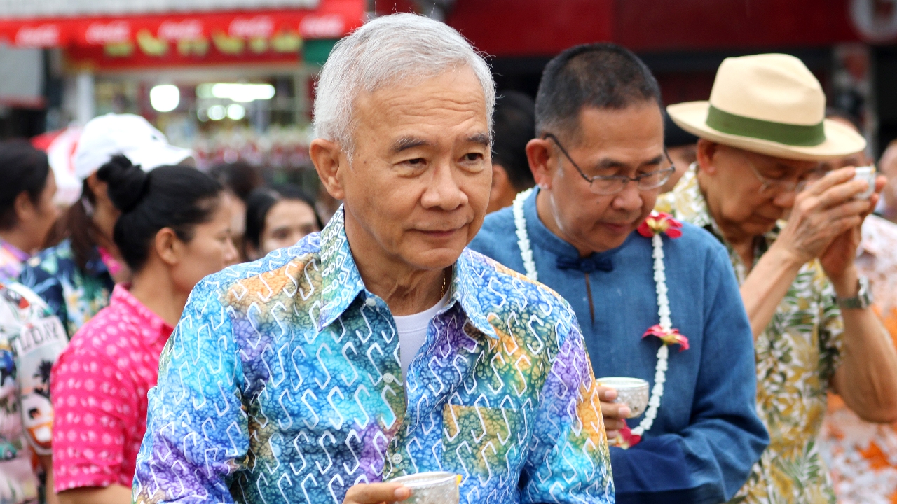 สงกรานต์ 2568 “สุวัจน์” รำลึกถึง “น้าชาติ” อนุมัติ 14 เม.ย. เป็นวันครอบครัว