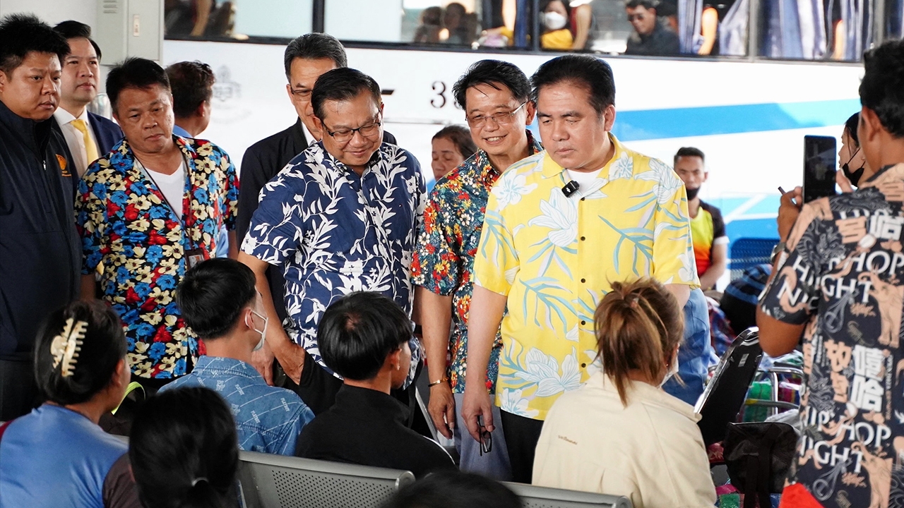 รถ 5 พันเที่ยว รับสงกรานต์ บขส.เตรียมพร้อม ส่งกลับต่างจังหวัด คาด 1.3 แสนคนต่อวัน