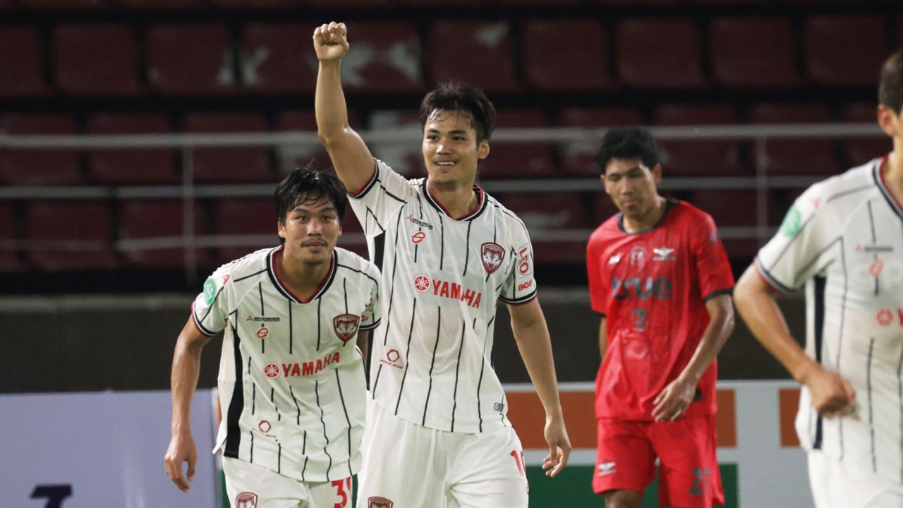 "เมืองทอง" ได้ไปต่อ "ปรเมศย์" ซัดชัย ต่อเวลาชนะ "แบงค็อก" ลิ่ว 8 ทีม ช้าง เอฟเอ คัพ