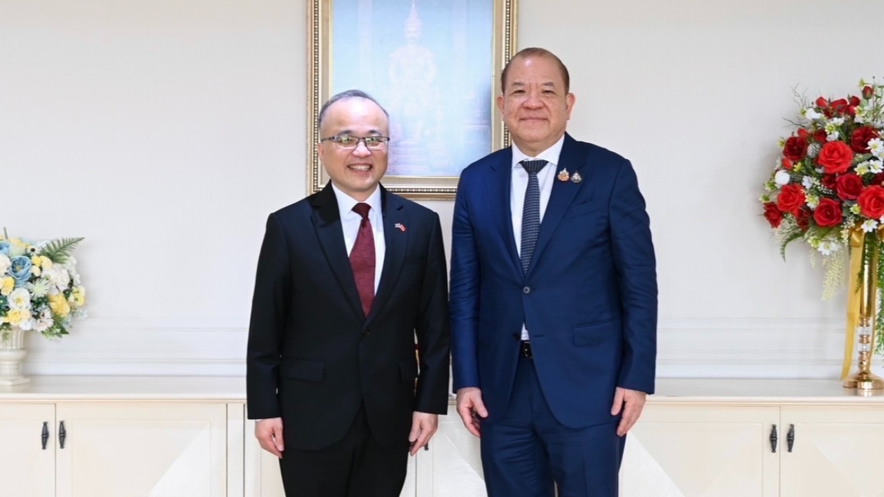 รมว.พาณิชย์ ถกทูตจีน ขอผ่อนปรนมาตรการตรวจสารตกค้างทุเรียนไทย ดันส่งออกตามเป้า