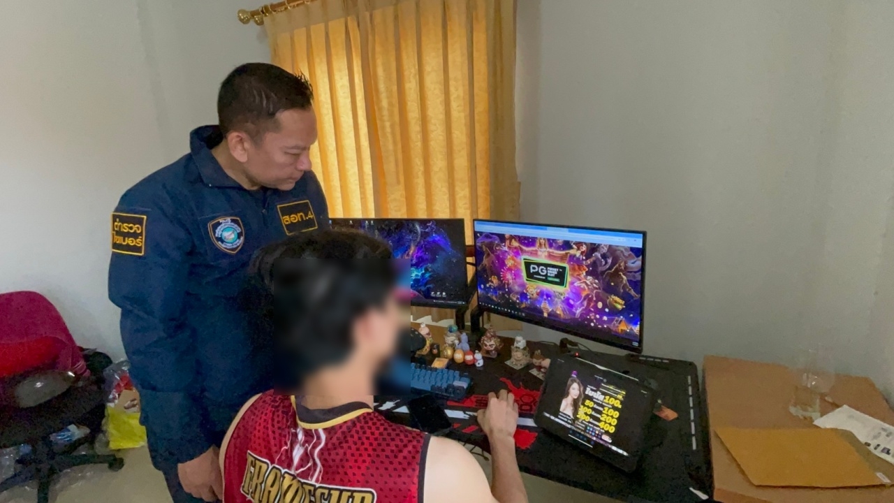 จับเว็บพนันรายใหญ่ เครือข่าย “Pixxel” ใน จ.ขอนแก่น เงินหมุนเวียน 100 ล้านต่อปี