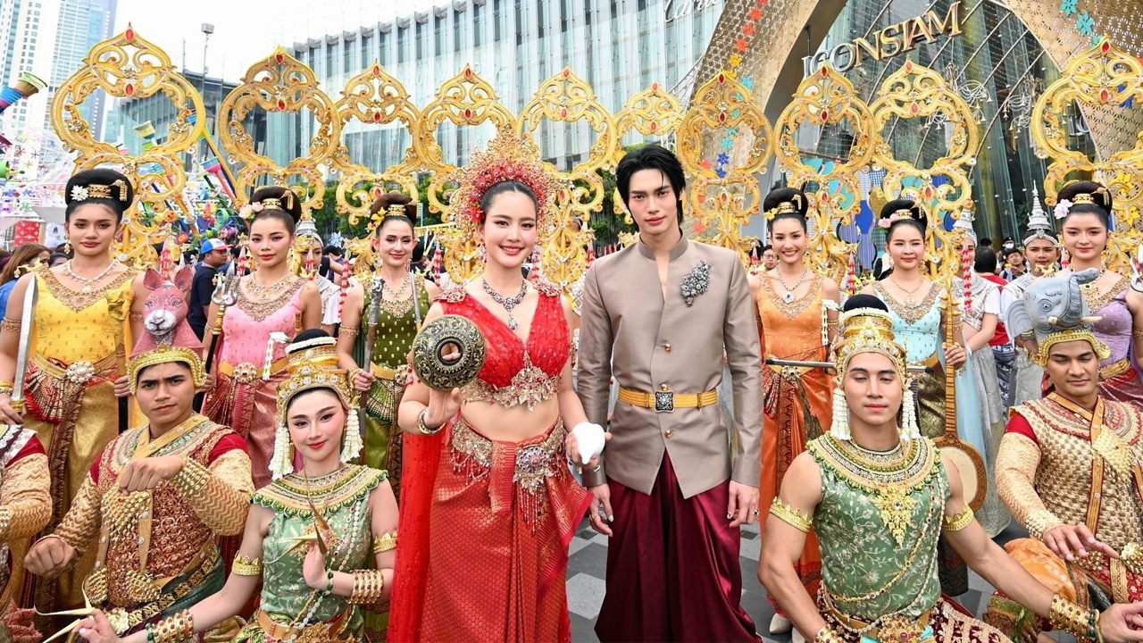จัดมหาสงกรานต์ ‘ไอคอนสยาม’ คึกคัก ดื่มด่ำเสน่ห์ประเพณี สุขสนุกในสไตล์ไทย