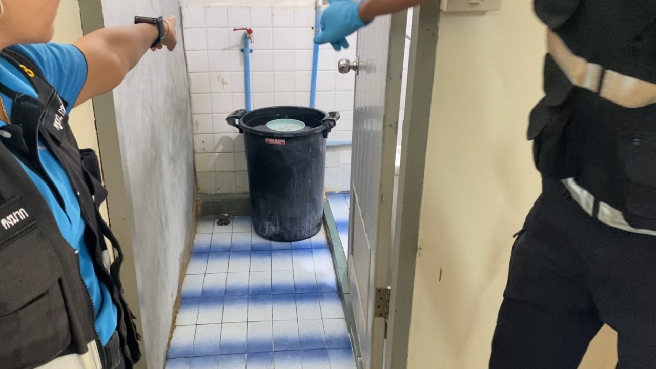 รอง ผอ.สาว ล้มเสียชีวิตในห้องน้ำ เพื่อนเห็นผิดสังเกตไม่ไปร่วมกิจกรรม