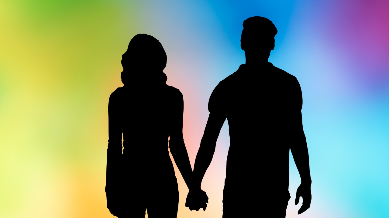 เปิดคำพูดคลิปเสียงอ้างเป็นพระเอกนักร้อง ระหว่างพากันหนีตอนถูกแฟนจับได้ที่คอนโด 