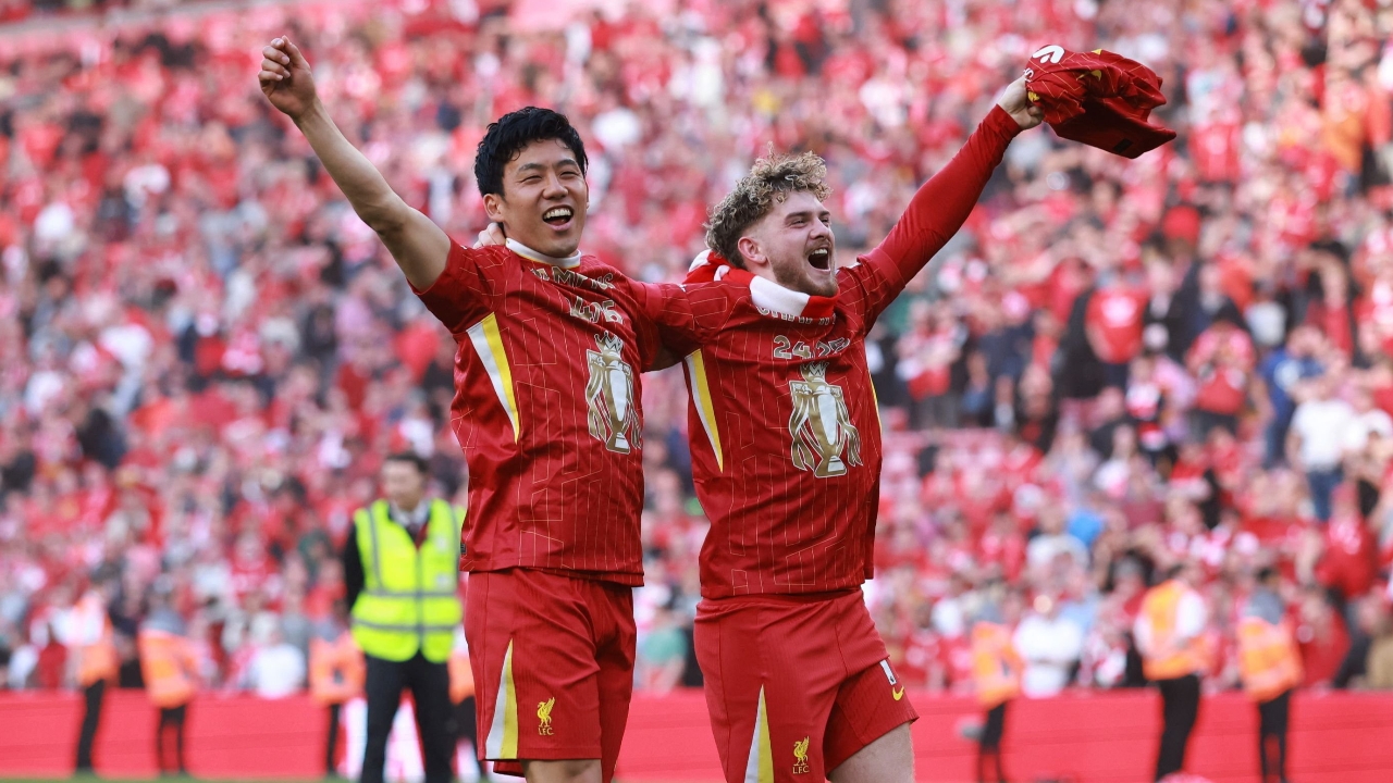 ไขข้อสงสัย "แข้งญี่ปุ่น" ในทีมแชมป์พรีเมียร์ลีก แท้จริงมี 5 แต่ทำไมได้แชมป์แค่ 4 คน