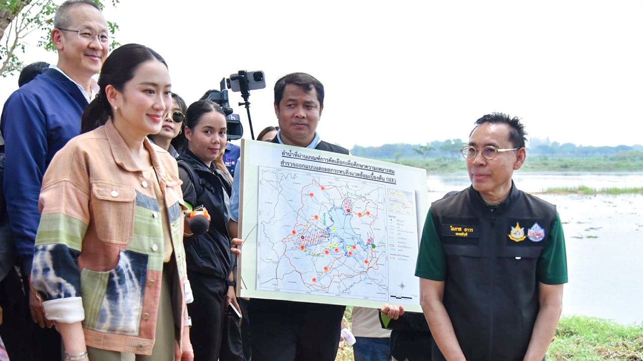 นายกรัฐมนตรีลงพื้นที่ติดตามแผนพัฒนาบึงหนองหาร เดินหน้าฟื้นฟูแหล่งน้ำเสริมความมั่นคงด้านน้ำ