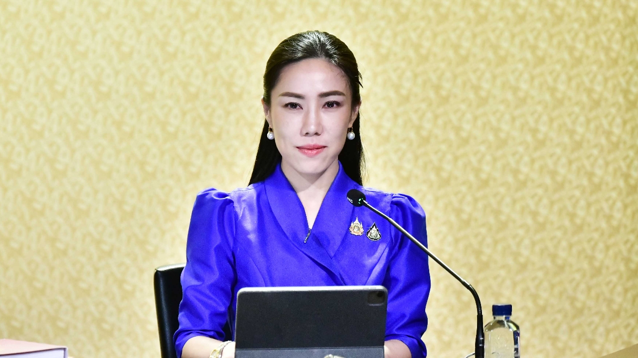 รองโฆษกรัฐบาล ย้ำ ค่าไฟลดลงต่อเนื่อง หากสัญญาที่ลงนามพบผิดปกติยกเลิกได้ทันที