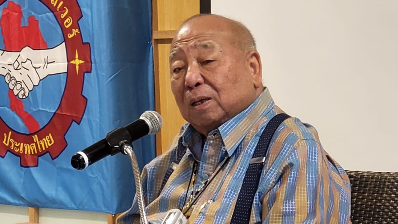 “พนัส” ยันเงินประกันสังคม 4.9 ล้าน ผลิตเสื้อ-หมวกแจกวันแรงงาน 1 พ.ค. คุ้มค่า