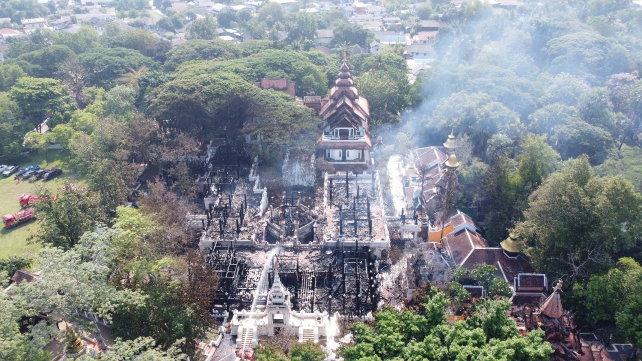 เร่งหาสาเหตุไฟไหม้ “โรงแรมดาราเทวี” พบเพิ่งเปลี่ยนเจ้าของ ยังไม่เปิดบริการห้องพัก