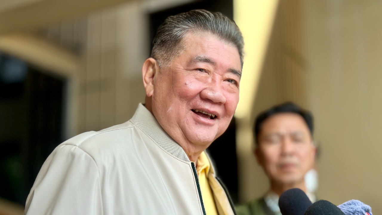 “ภูมิธรรม” ย้ำสัมพันธ์แน่น “อนุทิน” ยันปรับ ครม. อยู่ที่ดุลยพินิจนายกฯ