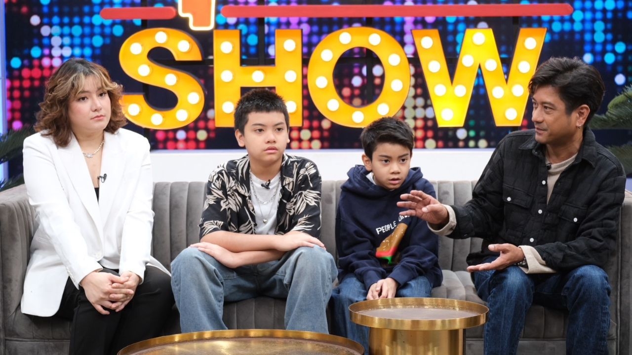 หนุ่ม อรรถพร ควง ฝ้าย เปิดใจวิกฤตขาลง ทำละครมีหนี้เป็น 10 ล้าน แพลนย้ายประเทศ