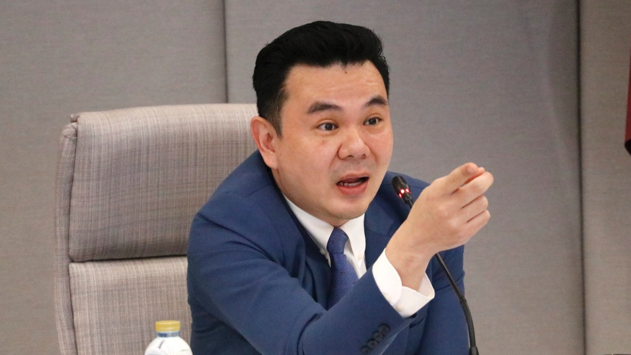 โฆษกคมนาคม ซัดกลับโฆษก พปชร. ข้อมูลมั่ว โยงอุบัติเหตุรถบัสหวังปั่นกระแส