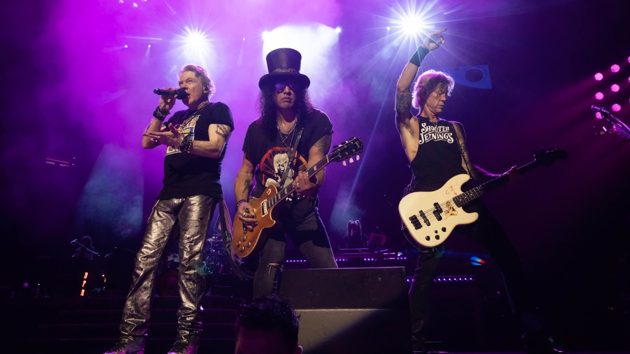 ส่องตัวตนสะท้อนความคิด ผ่านพลังคำพูด 3 สมาชิก GUNS N’ ROSES ก่อนเจอกัน 13 พ.ค.นี้