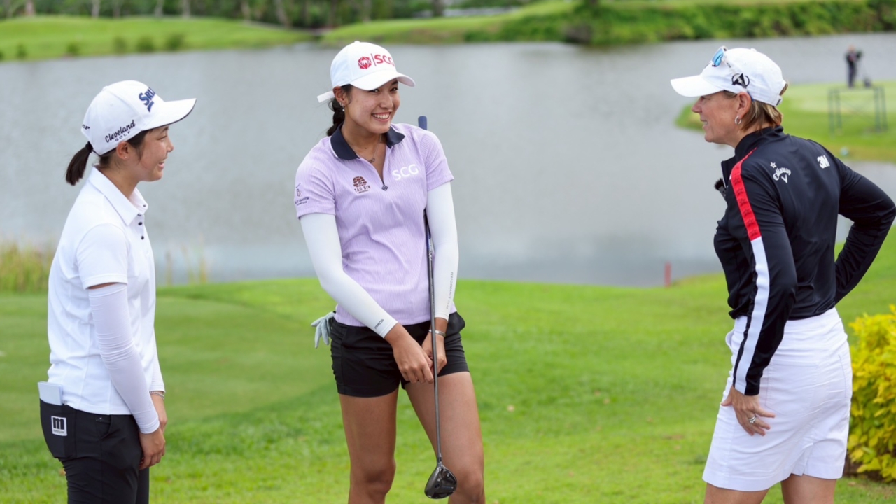 "แอนนิก้า" มาเชียร์ให้กำลังใจถึงสนาม จบรอบ 2 "สาวเกาหลีใต้" ทำลบ 8 "นะโม" รั้งที่ 2