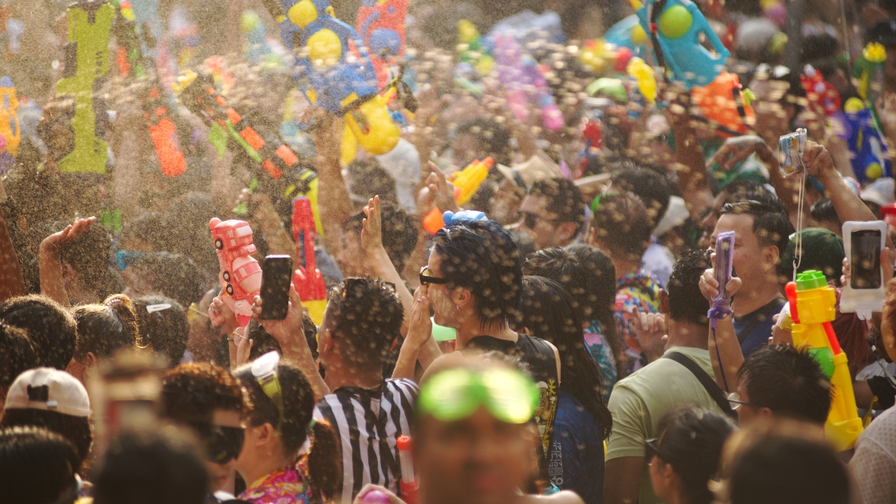 สงกรานต์พระประแดง 2568 วันไหน เล่นน้ำสะใจ ส่งท้ายสงกรานต์ 2568