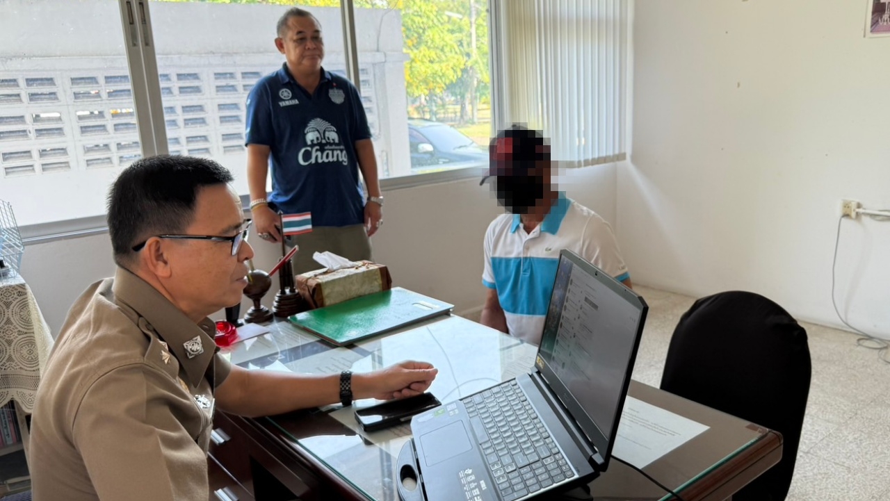 อดีตทหารมอบตัวตำรวจ ข่มขืนสาวป่วยออทิสติก เมียเศร้าประกาศไม่เอาแล้ว