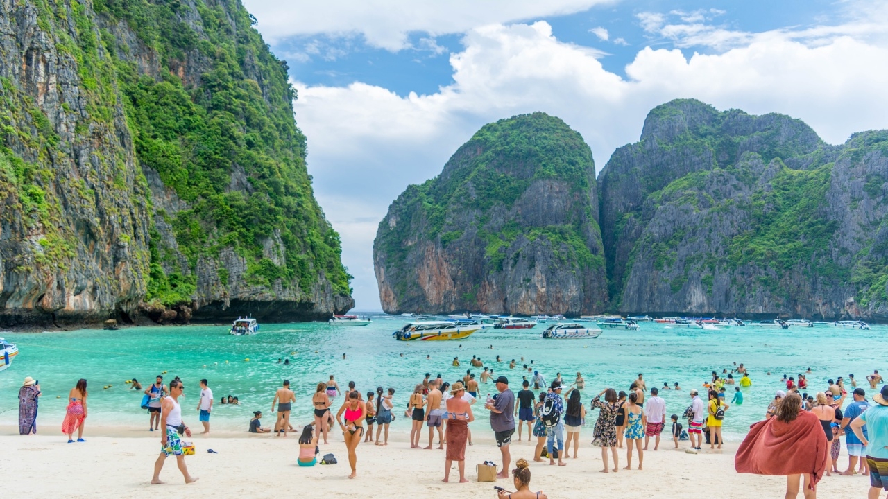 อ.ธรณ์ เปิดภาพ "อ่าวมาหยา" เปรียบเทียบชัดๆ ในอดีต-หลังการฟื้นฟู