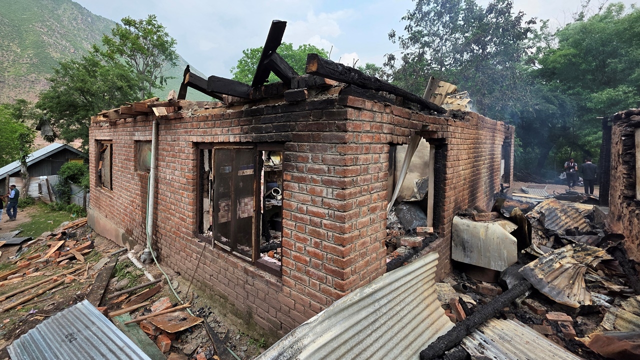 อินเดีย-ปากีสถานตึงเครียด ผู้เสียชีวิตพุ่ง 41 ศพ เจ็บอีกเฉียดร้อย