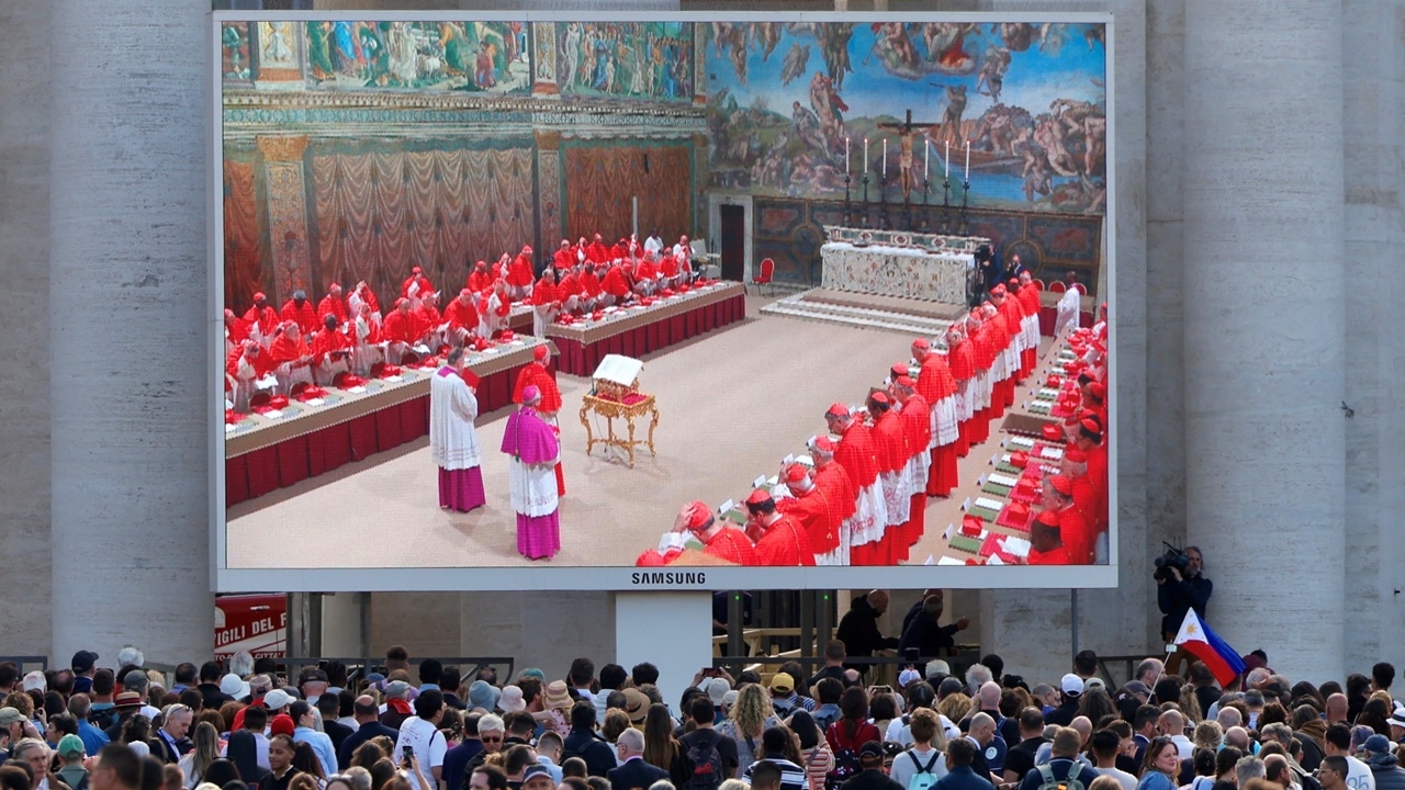 การประชุม “คอนเคลฟ” เลือกพระสันตะปาปาองค์ใหม่ เริ่มแล้ว