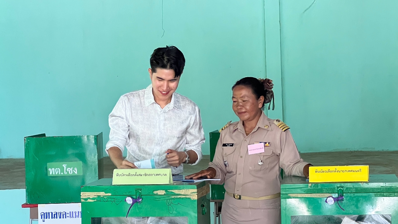 เลือกตั้งเทศบาล 2568 “กังฟู วสวรรธน์” เดินทางใช้สิทธิ หนุนกระจายอำนาจให้ อปท.