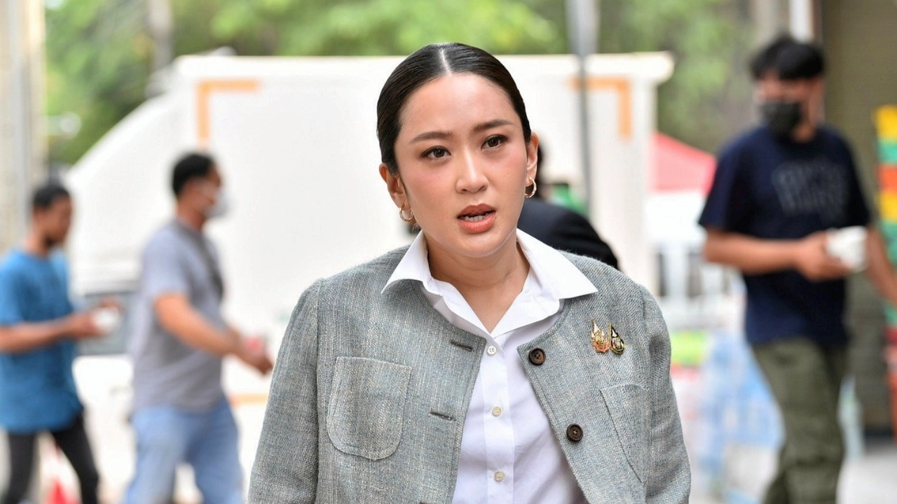 ไฟไหม้ลาดกระบัง นายกฯ รับรายงานควบคุมเพลิงโดยรอบได้แล้ว ให้กำลังใจคนทำงาน