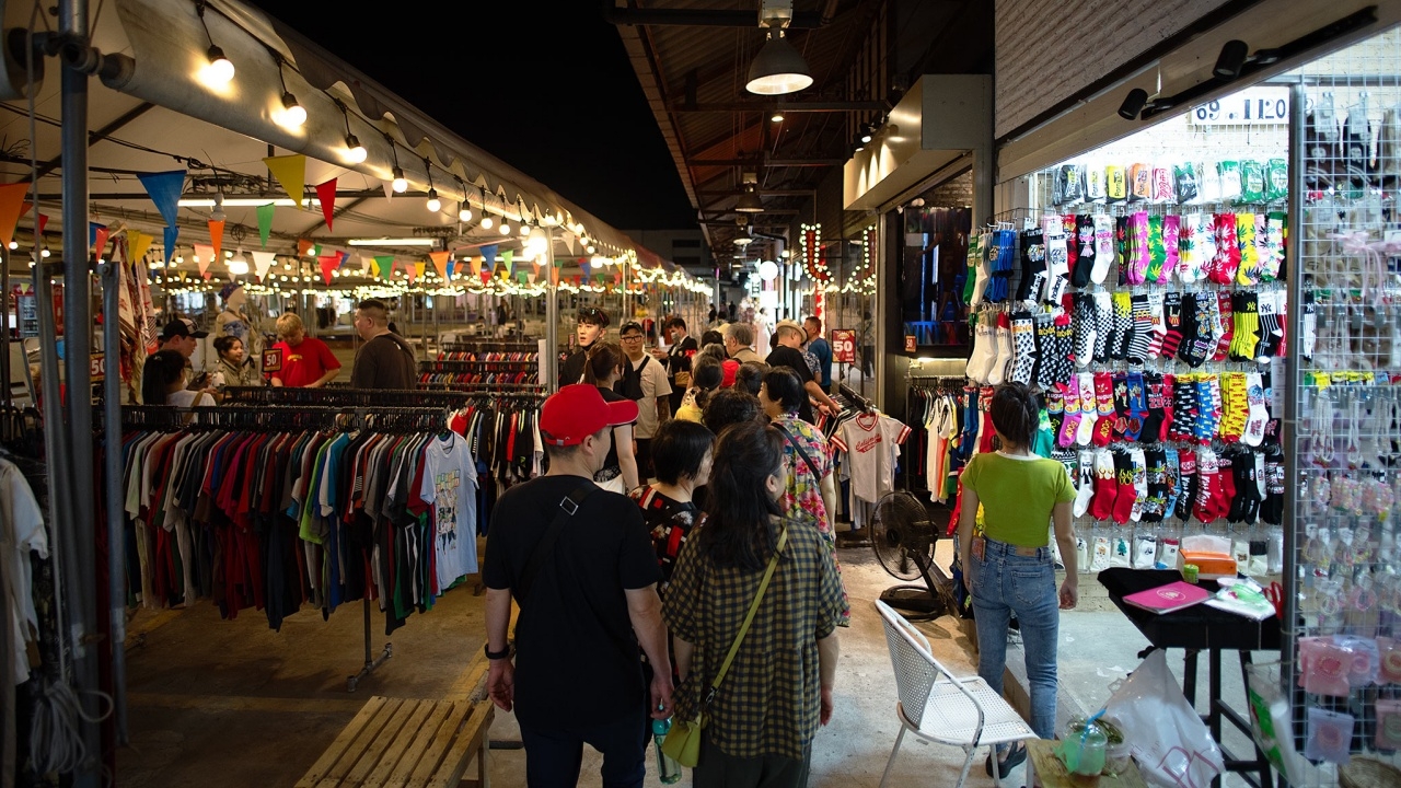 ลูกค้าใจหาย "ตลาดดิ วัน รัชดา" ประกาศปิดกิจการ 5 พฤษภาคม 2568