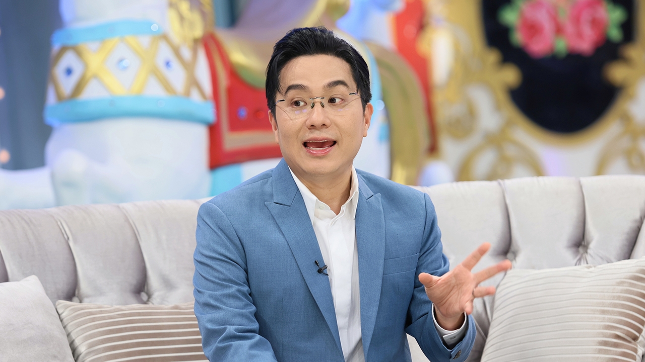 ดาราสาว "แอบิเกล" ดวงสู้งาน ทำงานหนัก! "แม่แอฟ" เรียก "หมอช้าง" ดูฤกษ์มงคล ใน "3 แซ่บ"