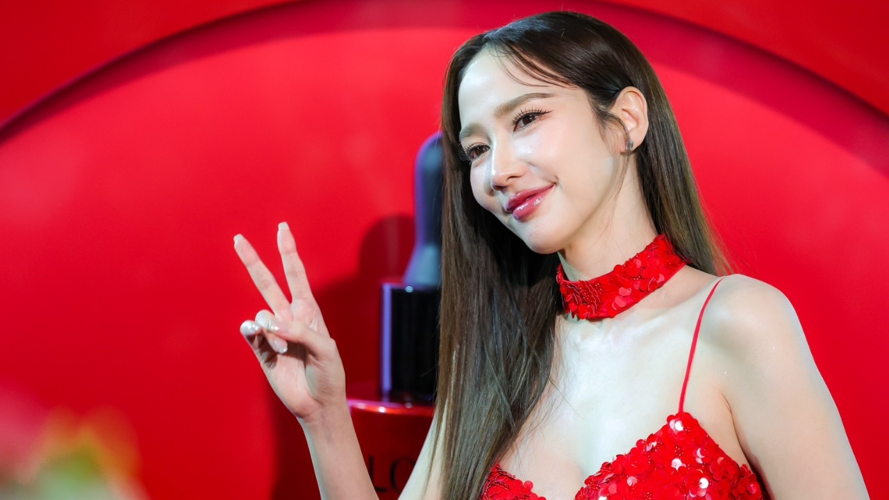 อั้ม พัชราภา แชร์เคล็ดลับความสวยฉบับตัวแม่ แค่เริ่มทาครีมตั้งแต่เด็ก