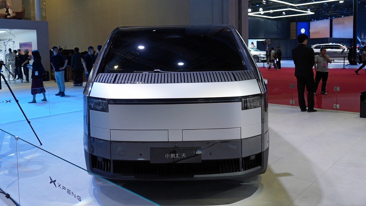 XPENG รุกกระหึ่มงานออโตเซี่ยงไฮ้ 2025 เปิดตัวนวัตกรรมปฏิวัติการขับเคลื่อนด้วน AI