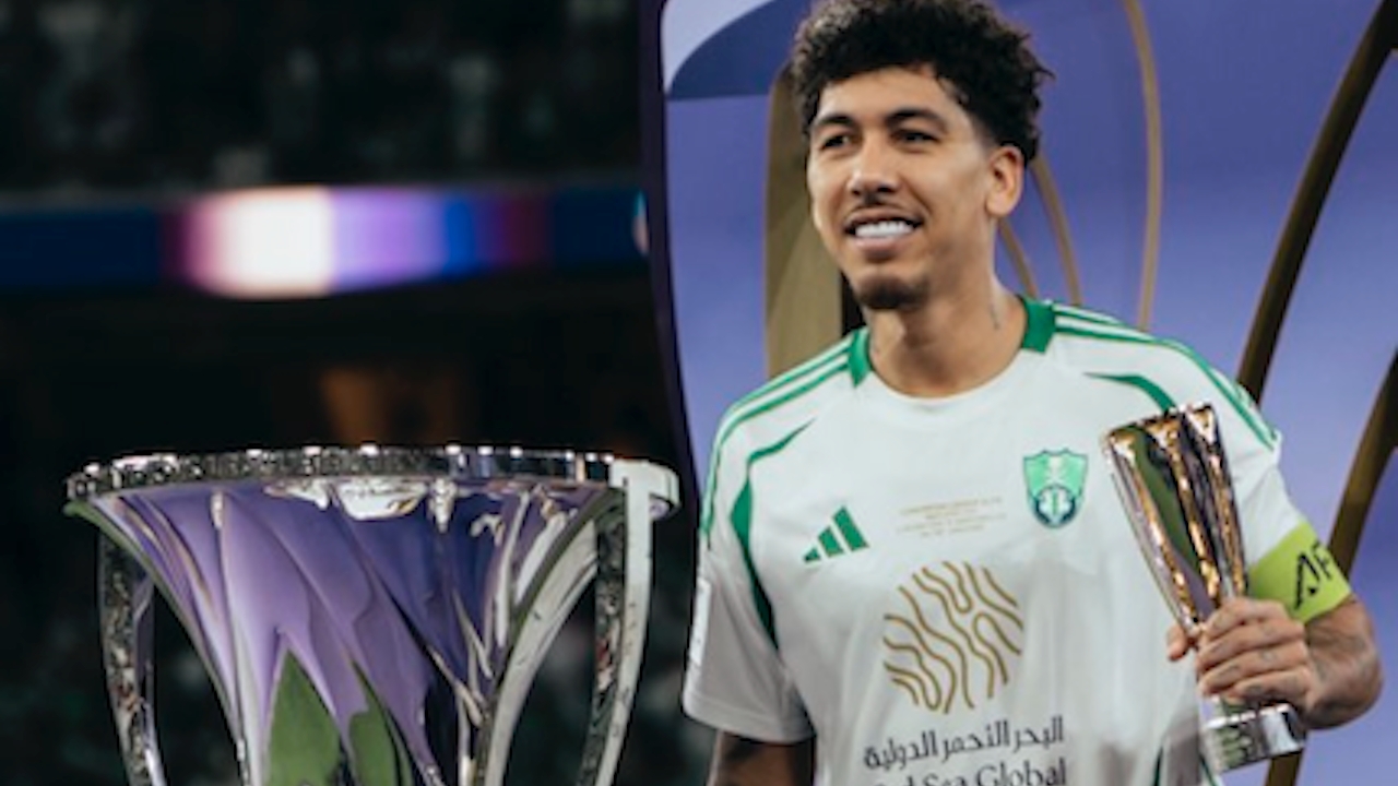 เฟอร์มิโน ได้อีก 1 ข่าวดี หลังช่วย อัล อาห์ลี คว้าแชมป์ ACL Elite