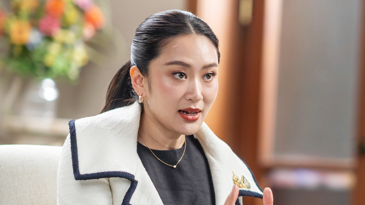 นายกรัฐมนตรี คืนหน้าจอ