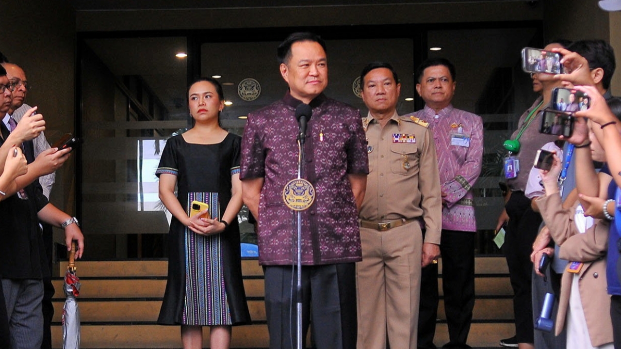 รัฐสภาใช้งาน 6 ปีต้องปรับปรุงเป็นธรรมดา “อนุทิน” ปัดเอี่ยวบริษัทผู้รับเหมา