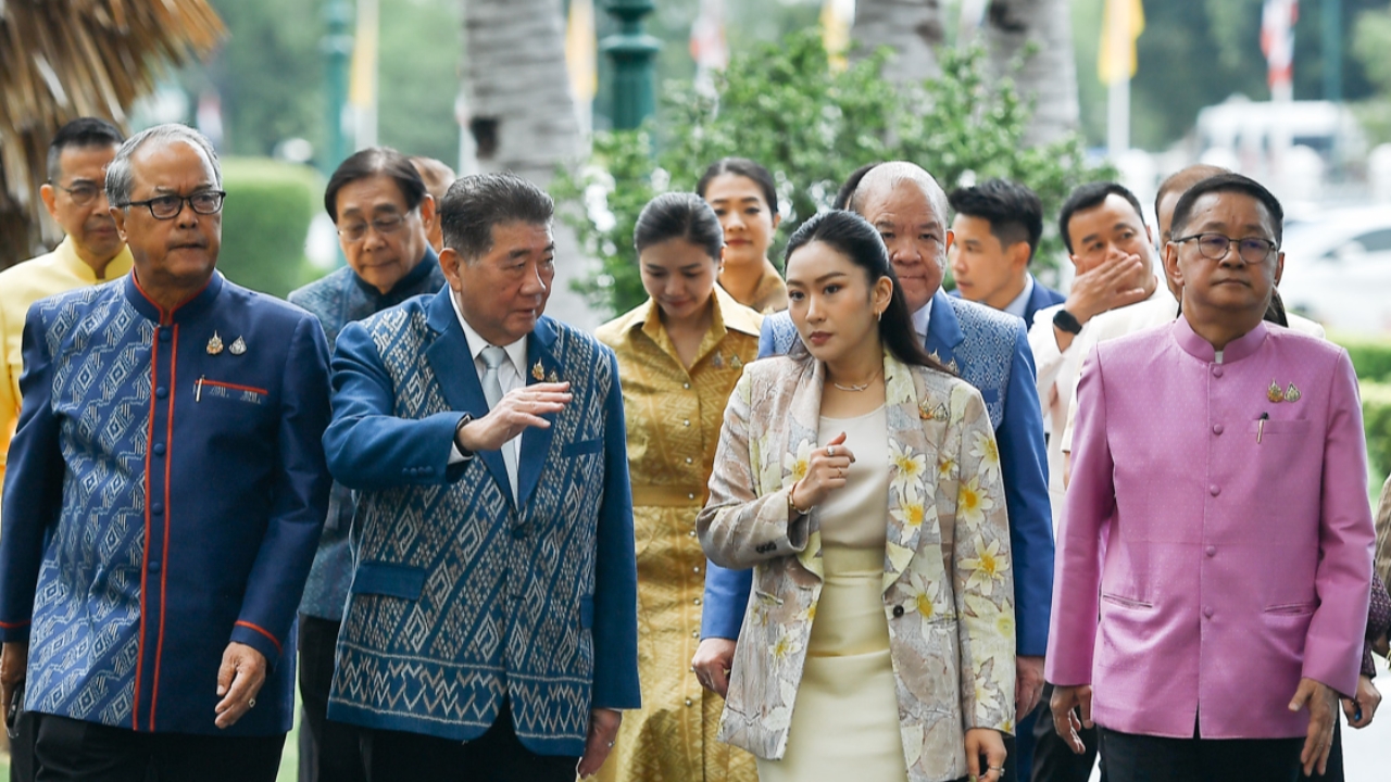 นายกฯ เรียกถก รมต.เพื่อไทย ก่อนประชุม ครม. รับมีเรื่องสถานการณ์ชายแดนใต้ด้วย