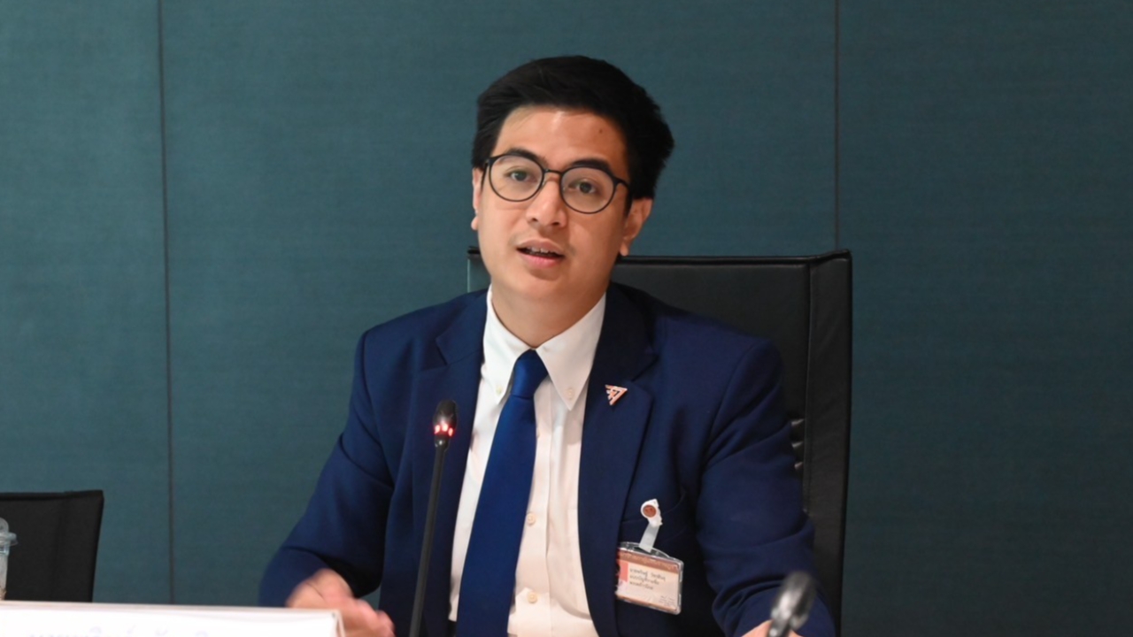 “พริษฐ์” เปิดคำของบประมาณ 69 ของรัฐสภา จับตา 15 โครงการ มูลค่ามหาศาล 2,700 ล้าน