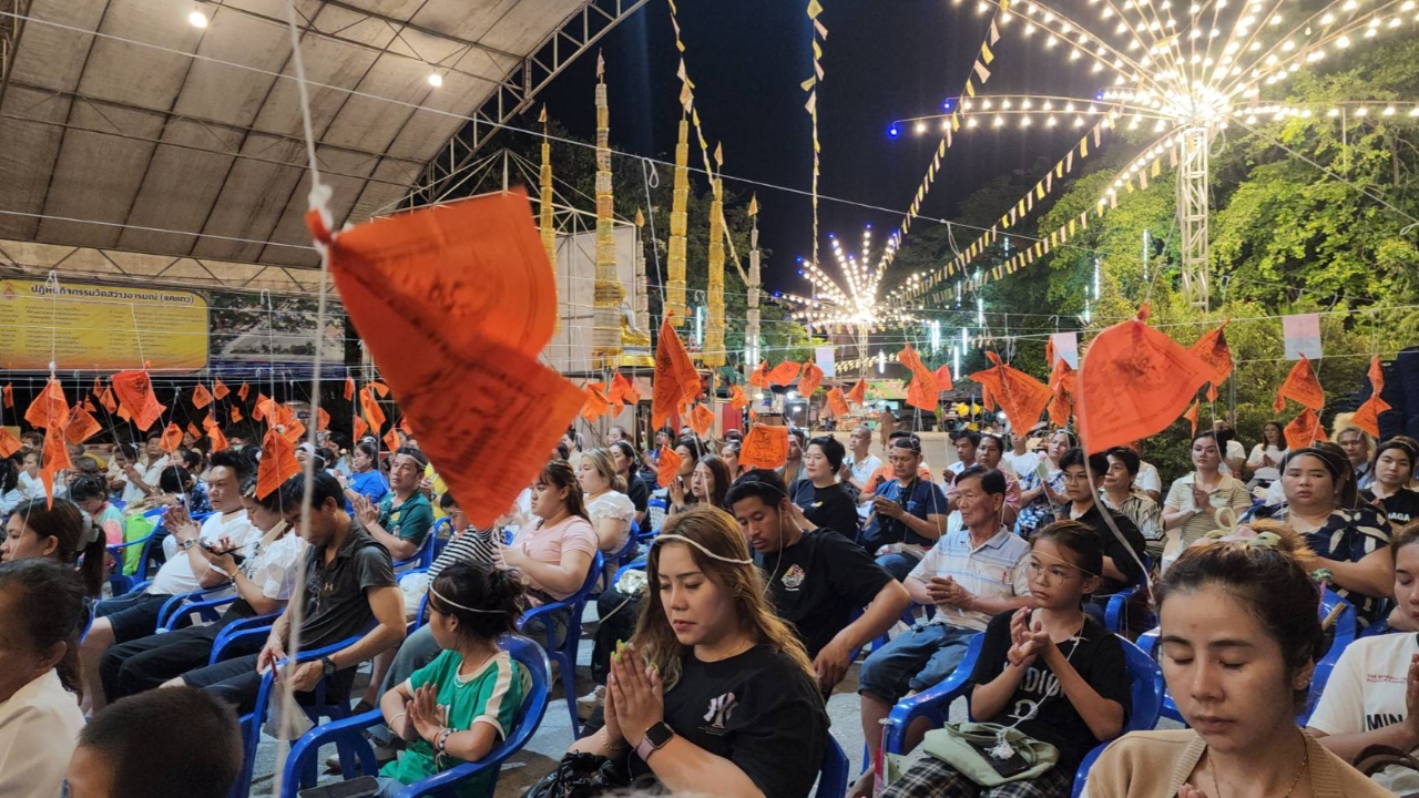 คอหวยรุมส่อง "เลขเด็ด" วัดดังทำพิธีสวดนพเคราะห์ ไหว้ราหูย้าย ลุ้นโชคงวดนี้