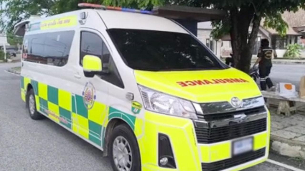 สาวอั้นไม่ไหว "คลอดลูกสาว" บนรถกู้ภัย คอหวยไม่พลาดส่อง "เลขเด็ดทะเบียนรถ"