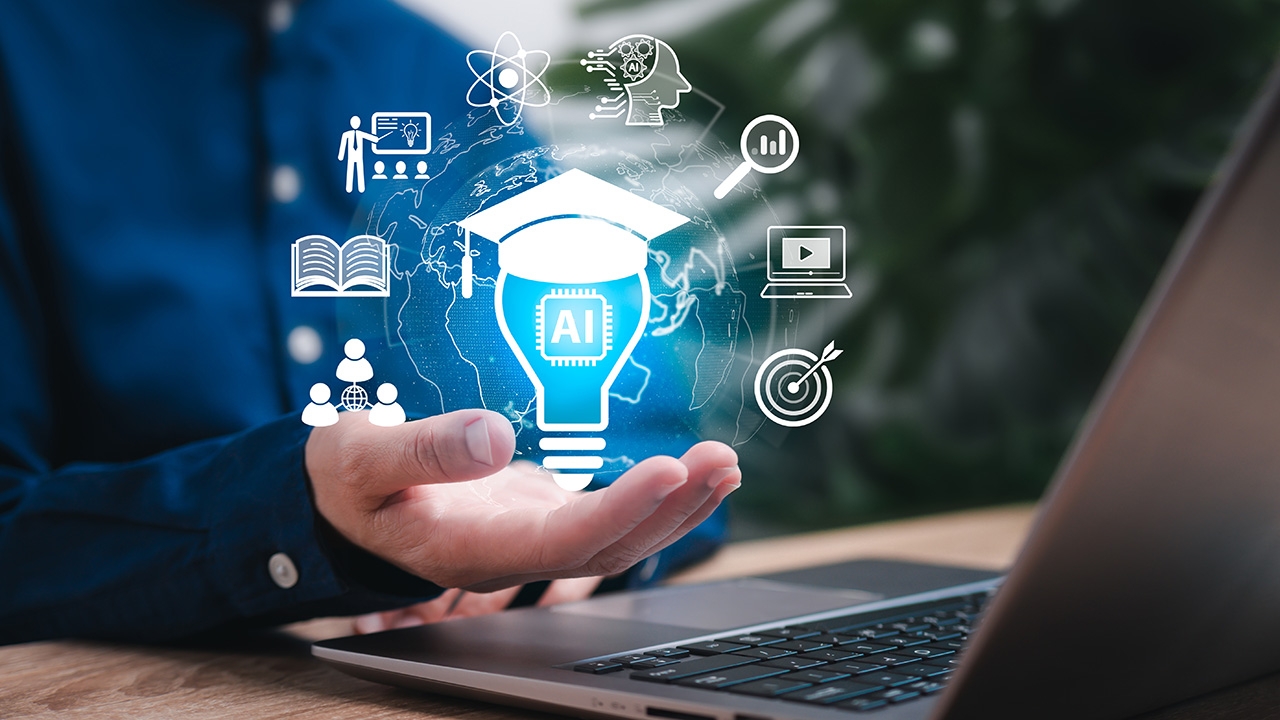 ชูใช้ "เอไอ" เป็นผู้ช่วยพัฒนาการศึกษา "เพิ่มพูน" ชี้ผู้บริหาร-ครูต้องเรียนรู้