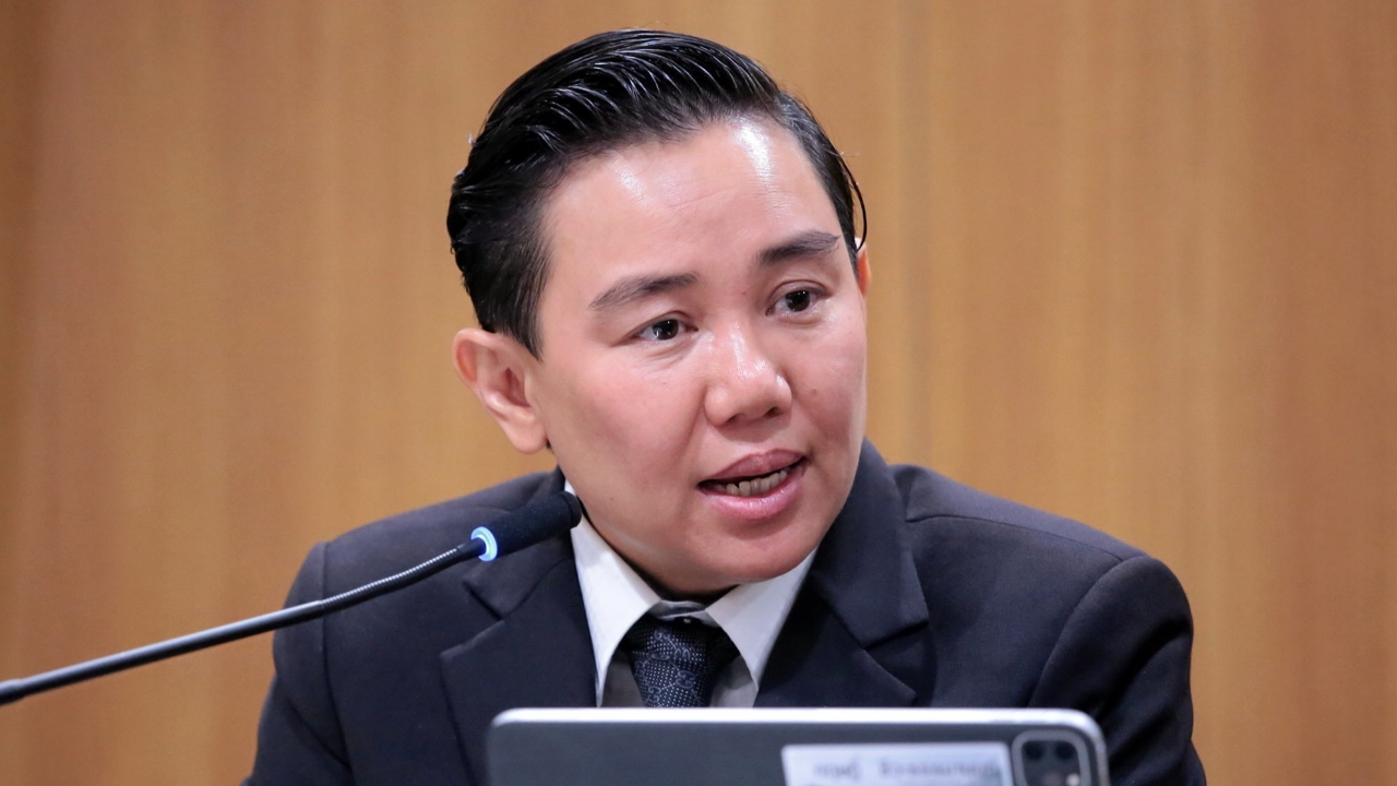 “กฤษฎิ์ ชีวะธรรมานนท์” ร่อนแถลงการณ์ ยังเป็น สส.พรรคประชาชน จนกว่าจะถูกขับออก