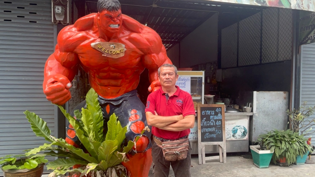 เจ้าของร้านขึ้นป้าย “ไม่ต้อนรับ สส.งูกฤษฎิ์” เจ็บปวดหักหลังประชาชนไปซบพรรคอื่น