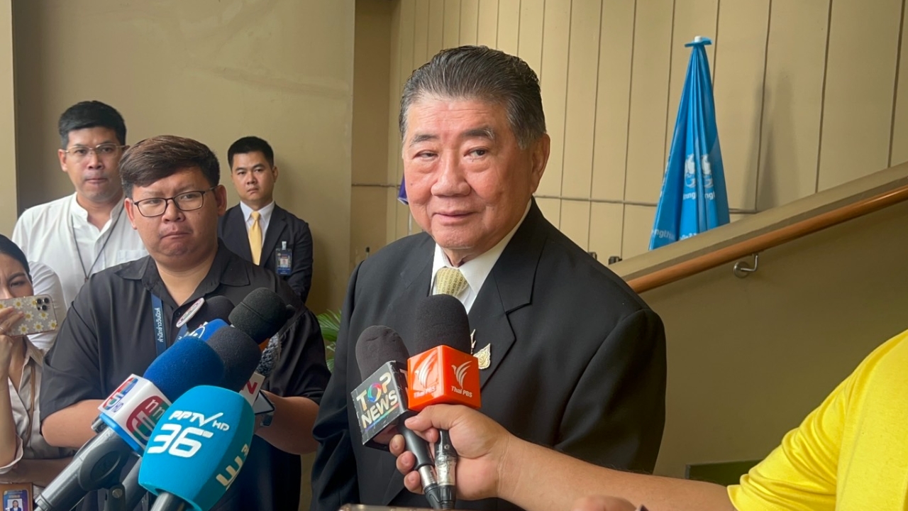 “ภูมิธรรม” เผยกำลังทำเรื่องแจงศาล รธน. รอบ 2 ขอรอพรุ่งนี้ ครม. ตั้งใครคุม DSI