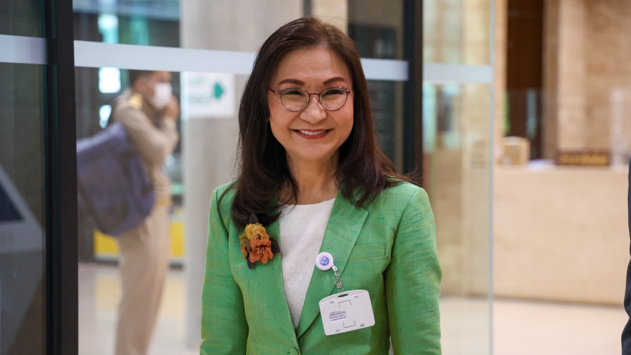 “นันทนา” เผยเร่งร่างคำร้องยื่นศาลรัฐธรรมนูญขวาง สว. ตั้ง กกต. เหตุถูกสอบคดีฮั้ว