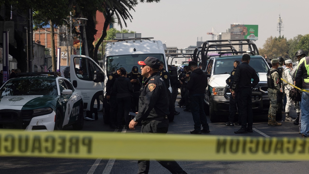 มือปืนยิง เลขา-ที่ปรึกษานายกเทศมนตรีเม็กซิโกซิตี้ ดับกลางเมืองหลวง