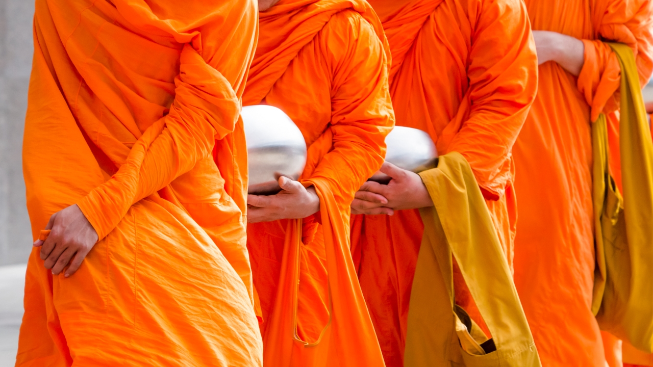 เห็นชอบ ขรก.-รัฐวิสาหกิจ ลาอุปสมบท-บวชชีพรหมโพธิ เฉลิมพระเกียรติฯ ไม่ถือเป็นวันลา