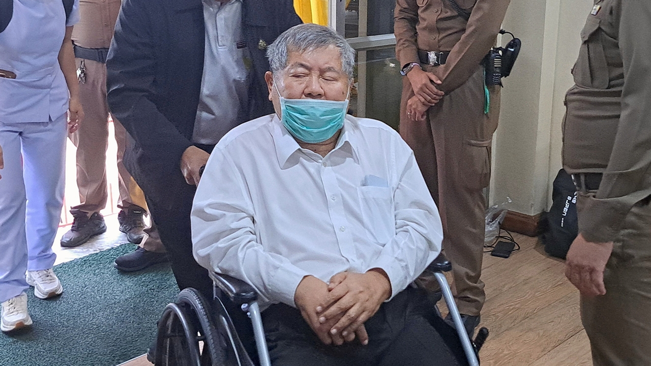 โรงพยาบาลราชทัณฑ์ รับ "เปรมชัย" "พิมล" วิศวกรวัย 85 หามเข้าโรงพยาบาลภูมิพล