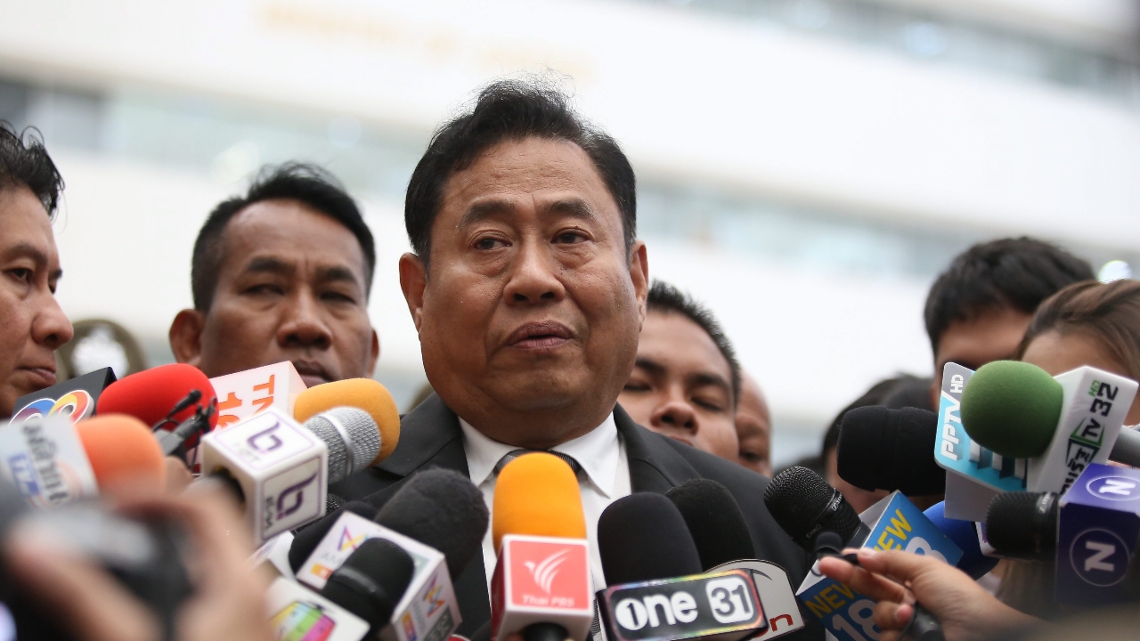 “ณฐพร” มั่นใจสำนวนครบ ยื่นยุบพรรคภูมิใจไทยได้ เมิน “อนุทิน” บอก “ฝันกลางวัน”