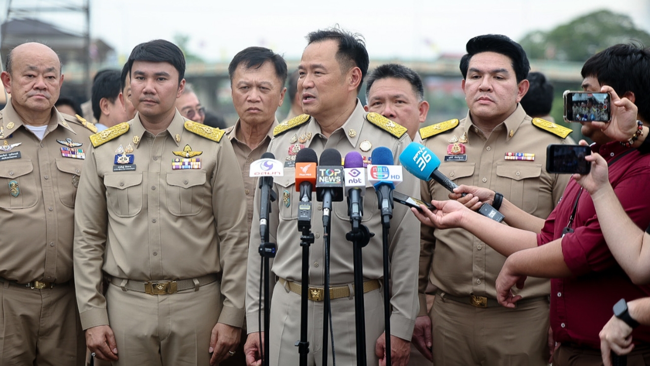 “อนุทิน” ท้า เปิดชื่อมาเลยใคร สกัดยุบพรรค ซัดคนร้องมีความแค้นส่วนตัว 