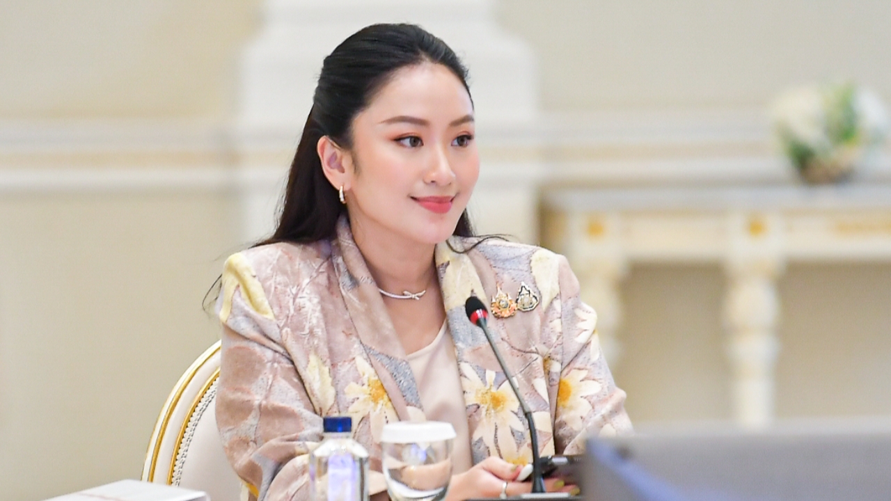 “อิ๊งค์” สั่งออมสินปล่อยกู้ดอกเบี้ยต่ำ ผ่อนยาว 12 เดือน ช่วยผู้ปกครองรับมือเปิดเทอม